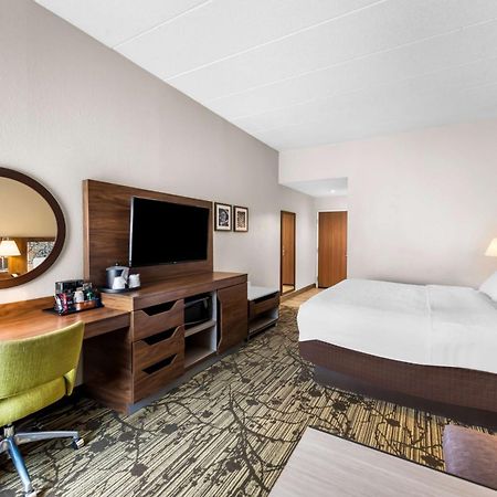 Hampton Inn Dayton/Huber Heights Экстерьер фото