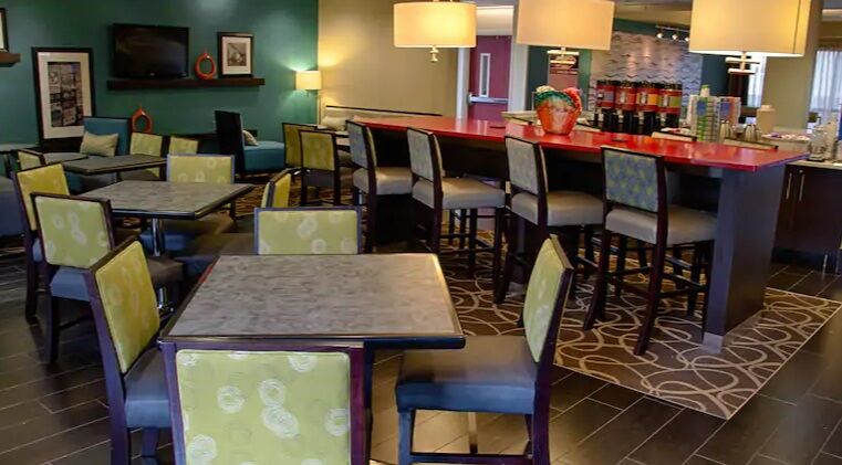 Hampton Inn Dayton/Huber Heights Экстерьер фото